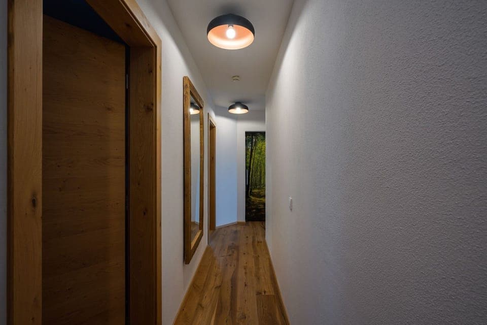 Entrance / Reception