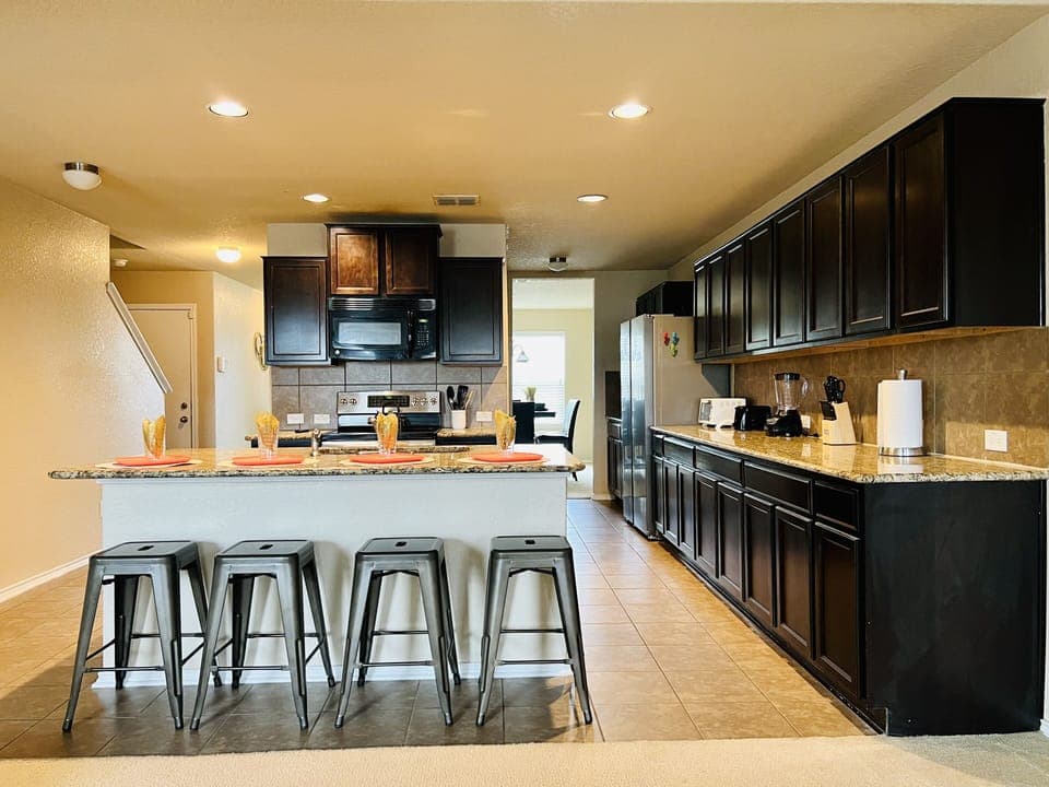 Kitchen with eating area