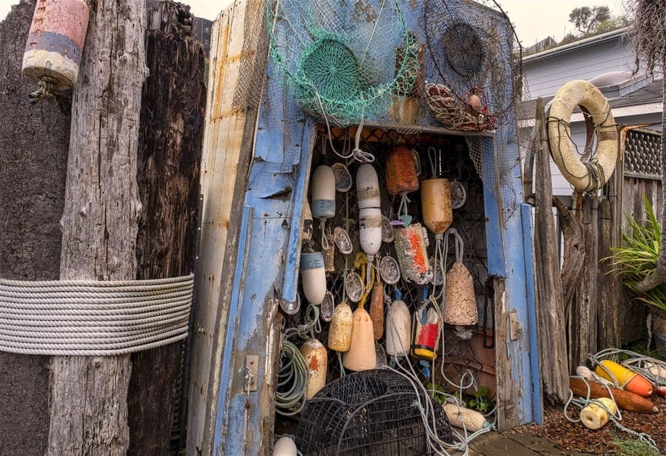 You know your in the Noyo Harbor - so funky and nautical