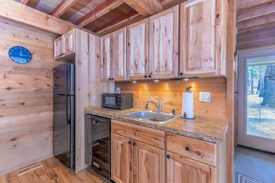 Kitchen - Main Level