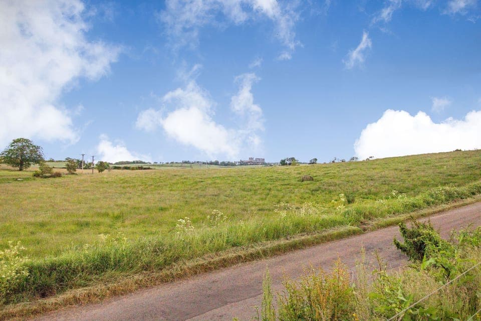 Cottage | Property grounds