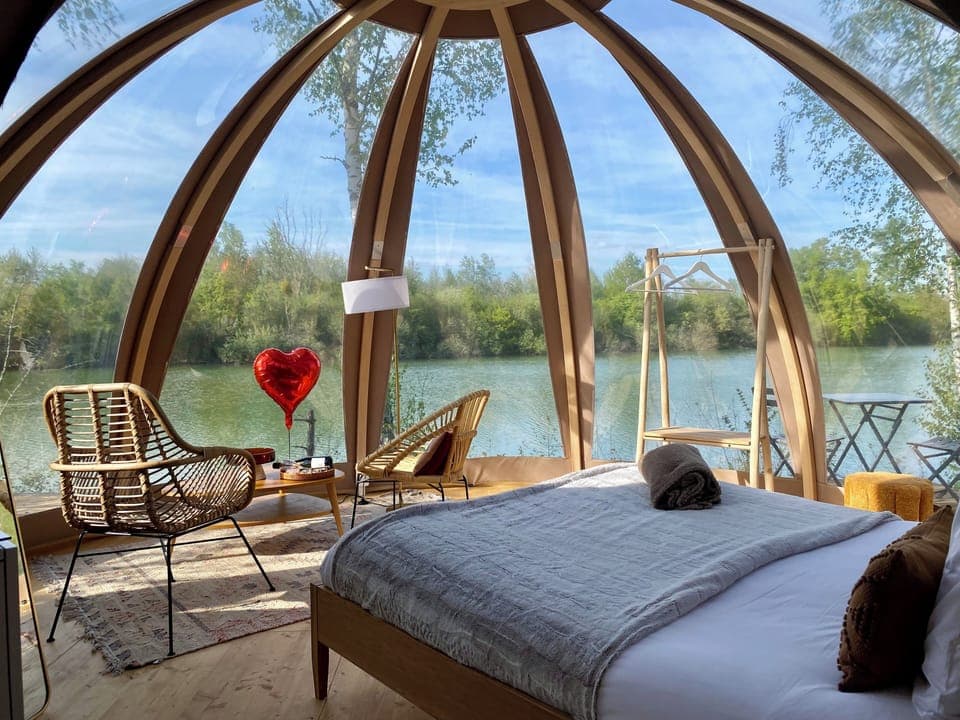 Dôme étoilé sur île | Blackout drapes, iron/ironing board, free WiFi, bed sheets