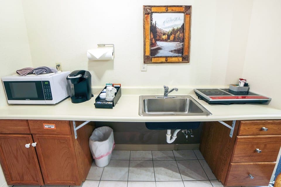 Kitchenette