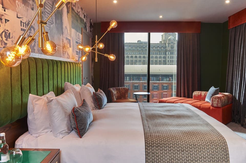 Signature Suite | Premium bedding, in-room safe, desk, blackout drapes