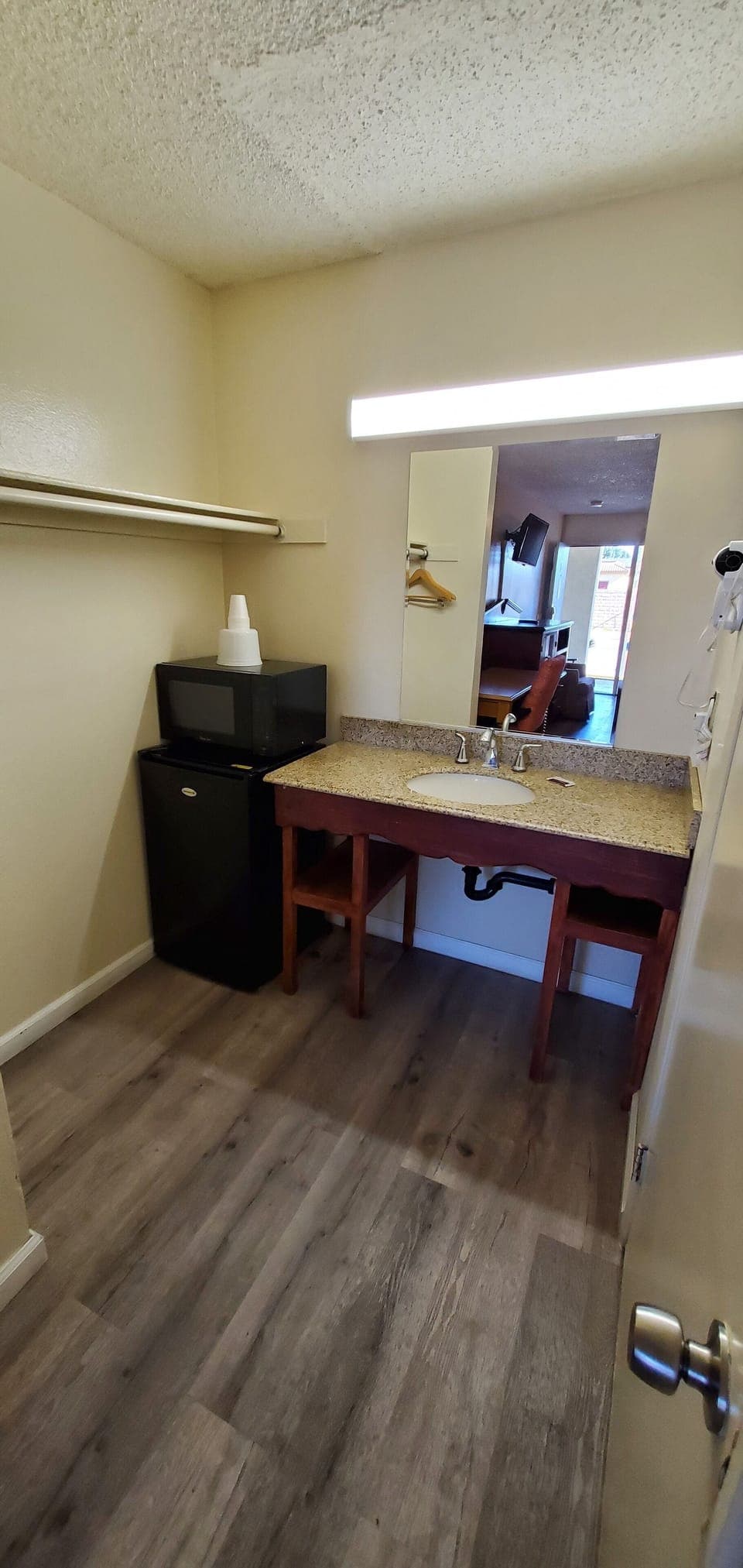 2 Queen Beds, Non Smoking | Premium bedding, down comforters, pillowtop beds, desk