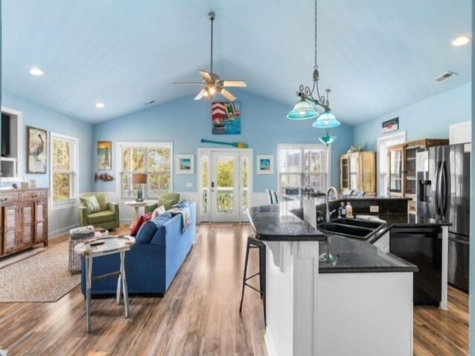 Home Decor, Indoors, Appliance, Ceiling Fan, Kitchen