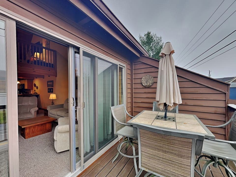 House (3 Bedrooms) | Property amenity