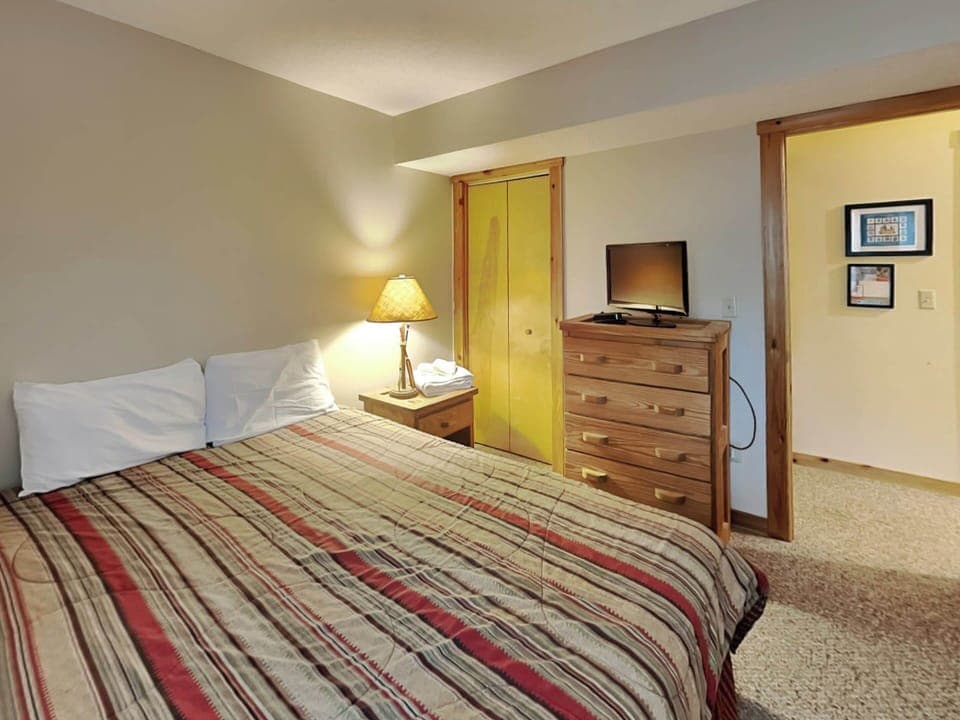 House (3 Bedrooms) | Property amenity