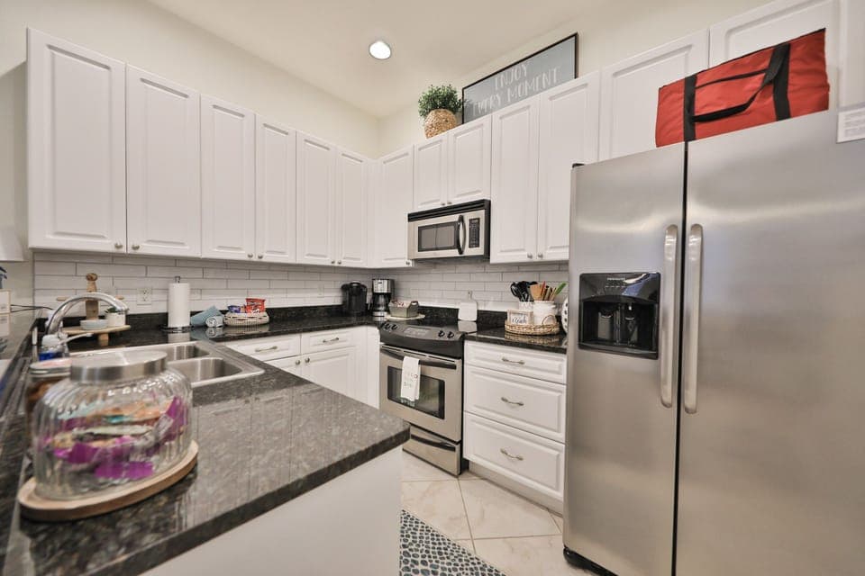 Fully stocked kitchen.