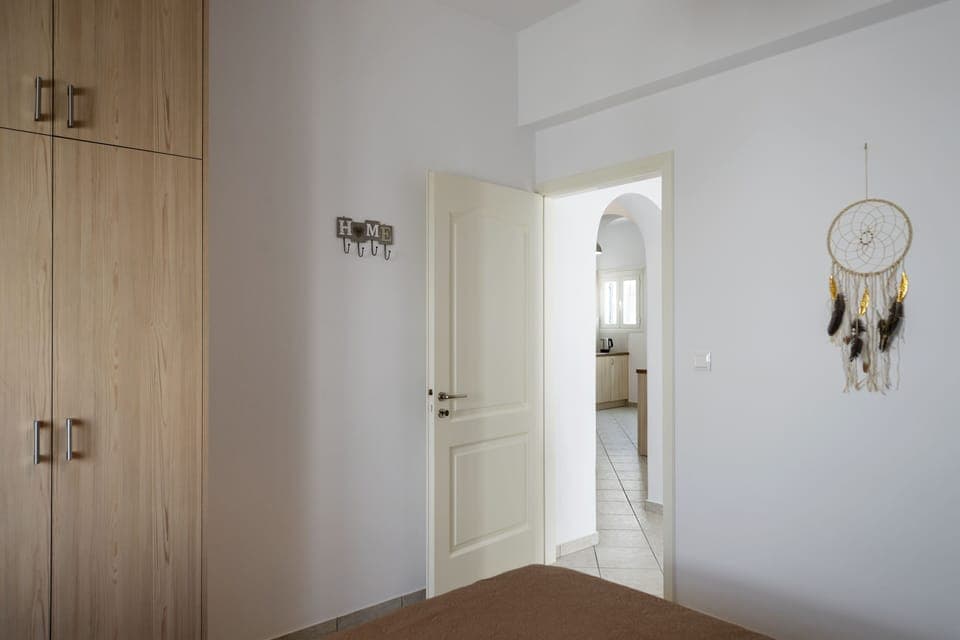 Apartment | 3 bedrooms, iron/ironing board, travel crib, free WiFi