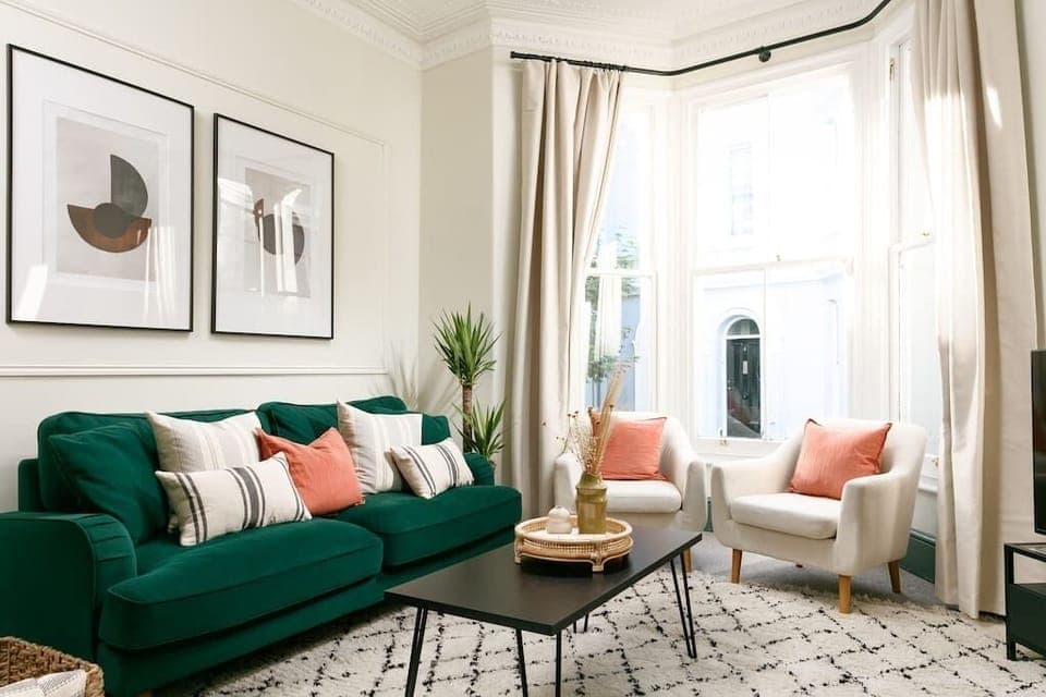 Relax in this modern and cosy living room, whilst using the entertainment amenities. Kick back and relax after a day of exploring Plymouth