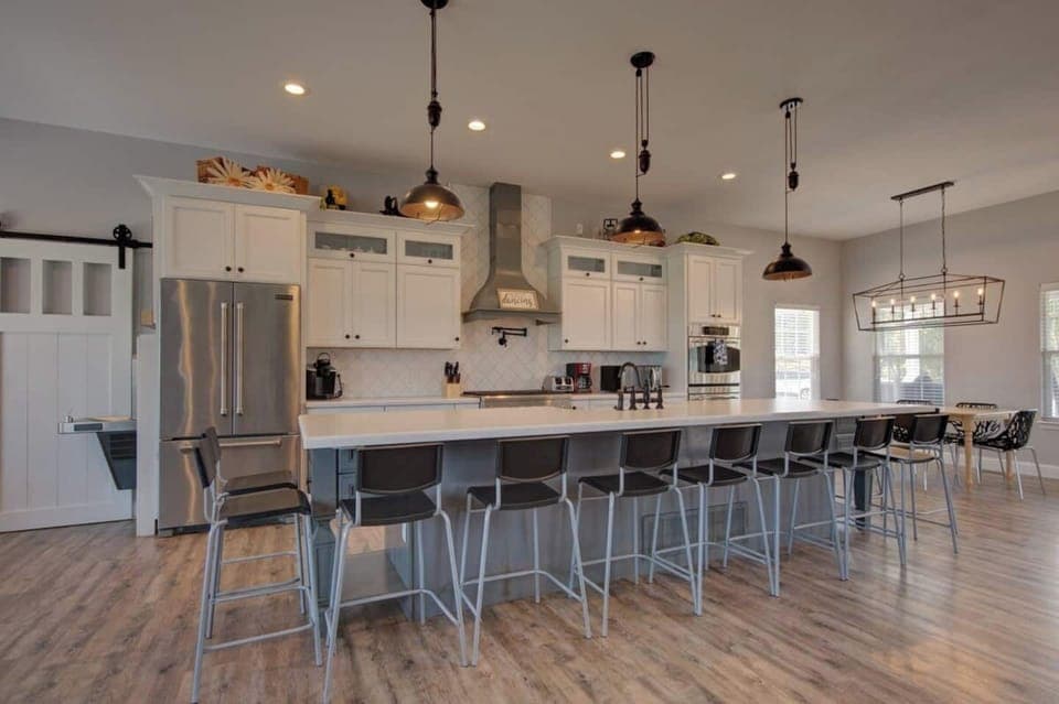 Room for everyone you’ll love cooking in this kitchen!