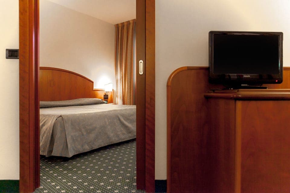 Junior Suite | Premium bedding, minibar, in-room safe, desk