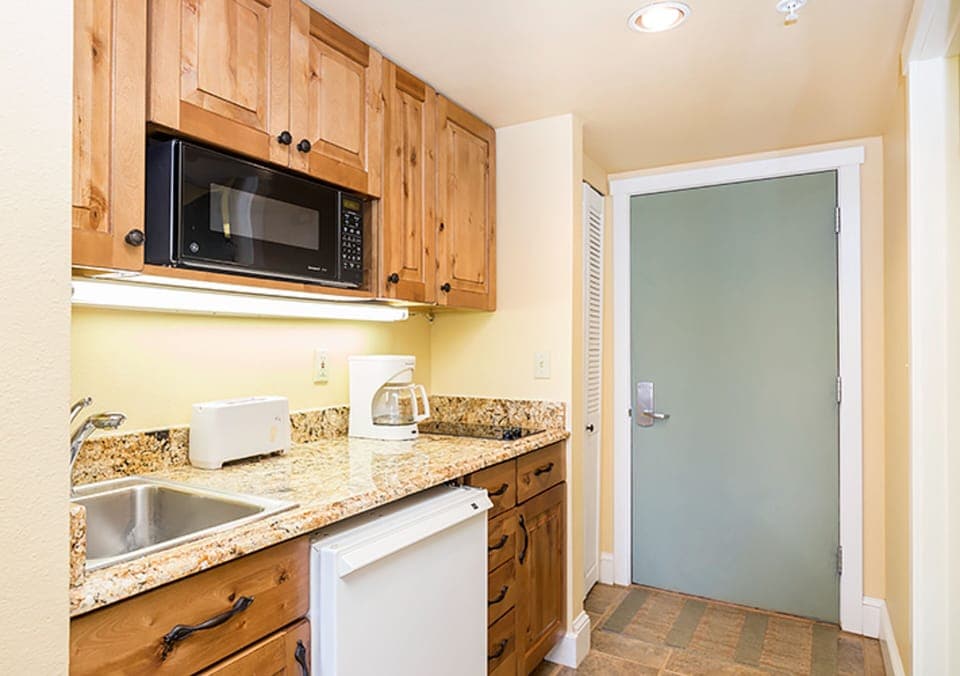 Kitchenette
