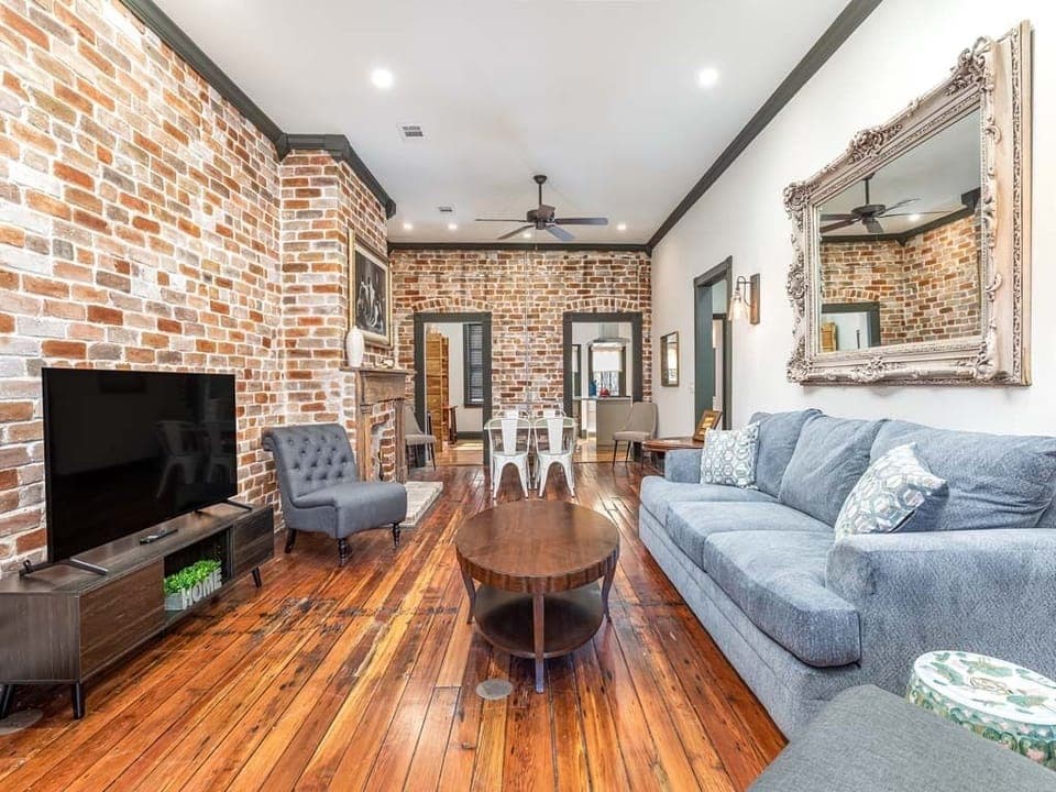 Waldburg Terrace living area with sleeper sofa and TV