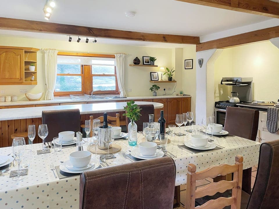 Kitchen/diner | Innish - Innish Holidays, Clachan Seil