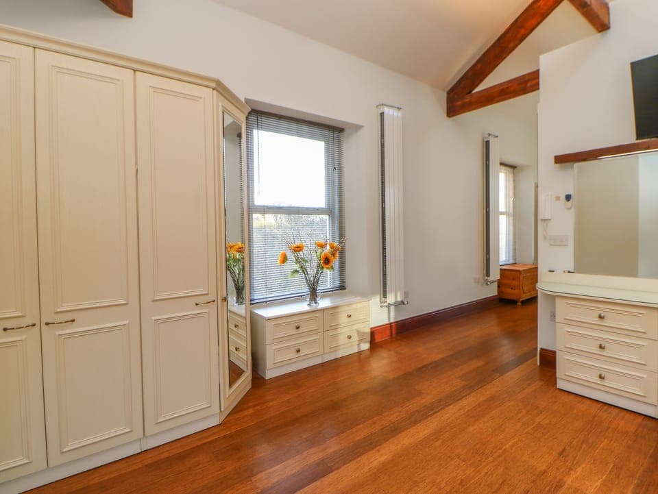 Cottage | 3 bedrooms, individually decorated, individually furnished, free WiFi