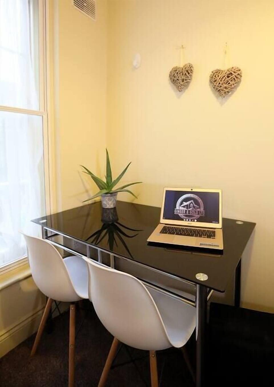 Well-furnished work space if you are working while on the move.