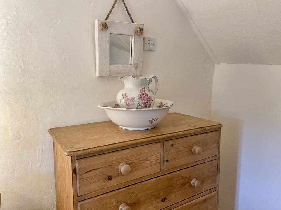 Cottage | Bathroom | Shower