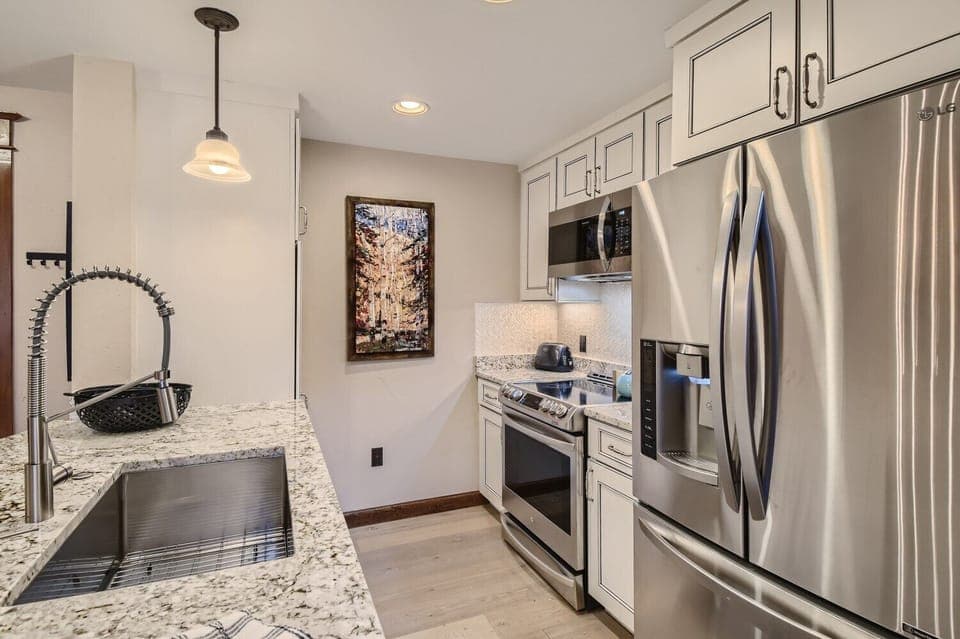 MC405 Kitchen