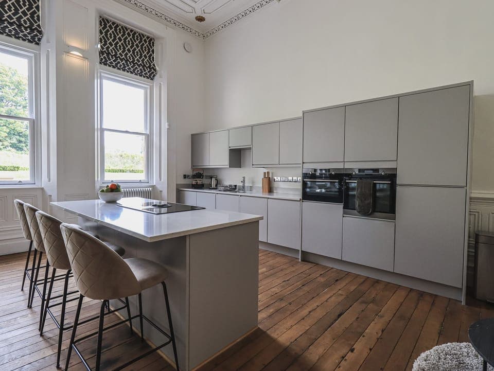 Cottage | Private kitchen | Fridge, dishwasher, electric kettle, toaster