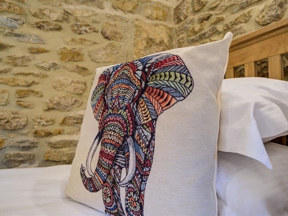 Cottage | 3 bedrooms, individually decorated, individually furnished, free WiFi