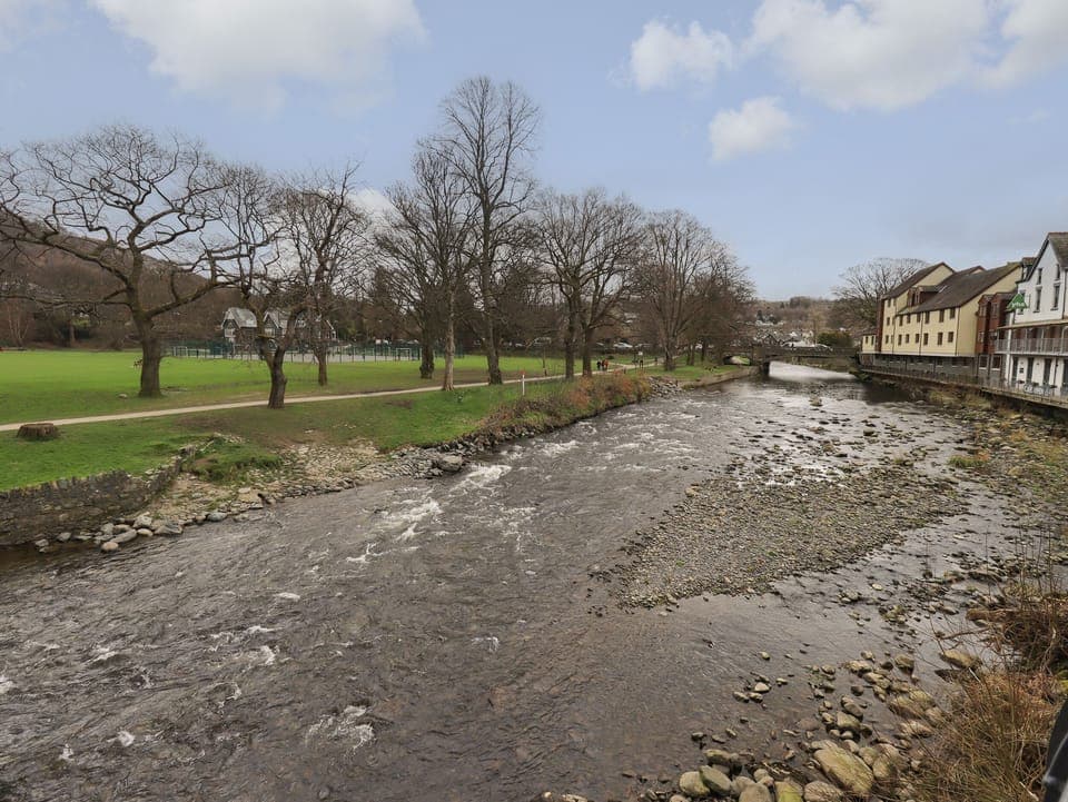 Cottage | Property grounds