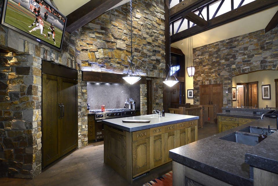 Chef's kitchen