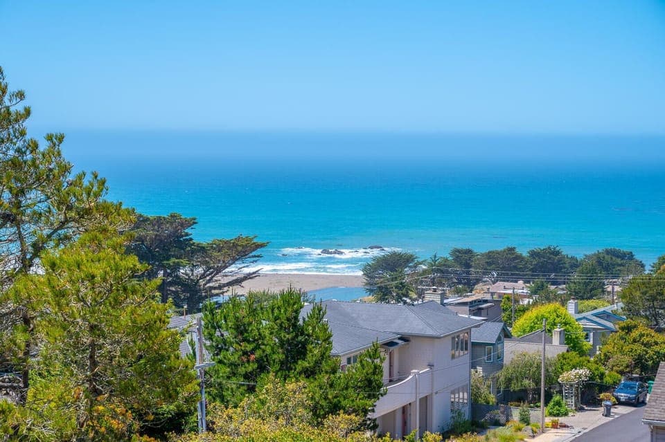 Moonstone Beach views.