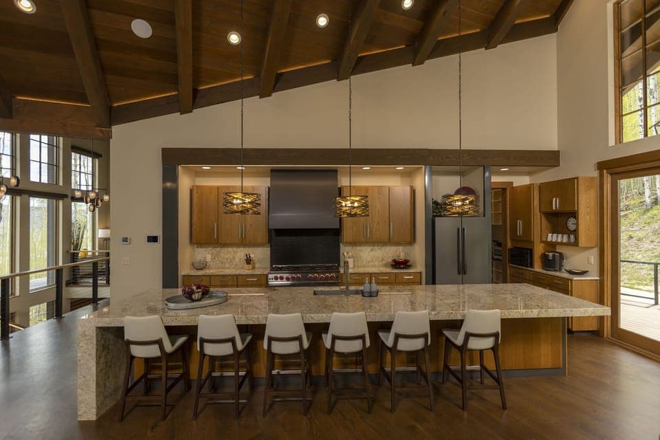 Kitchen and Bar