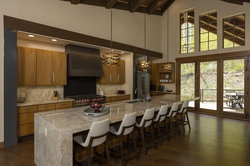Kitchen and Bar