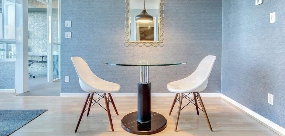 Executive 1-Bedroom Suite (1 Queen) | 1 bedroom, down comforters, in-room safe, desk