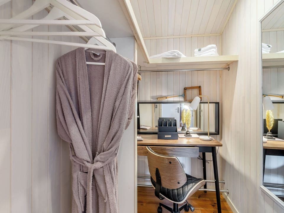 Study and walk-in wardrobe | Beech Tree Lodge, Derby