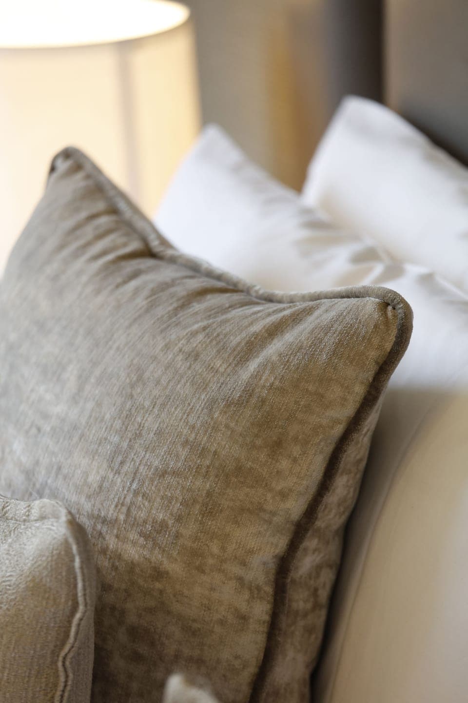 Comfort Room, 1 Double Bed, Non Smoking | Desk, laptop workspace, blackout drapes, iron/ironing board