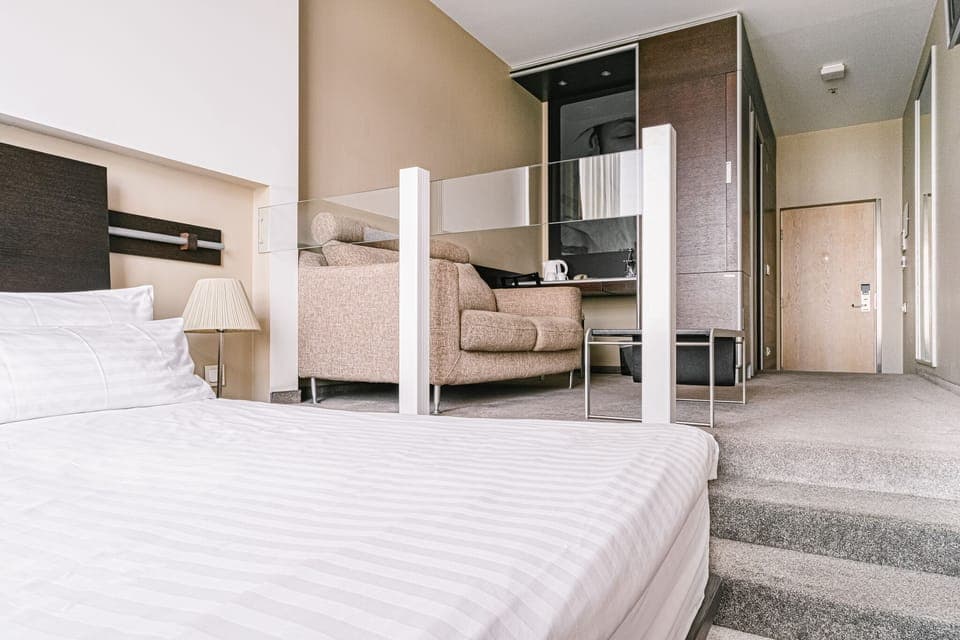 Minibar, in-room safe, desk, soundproofing