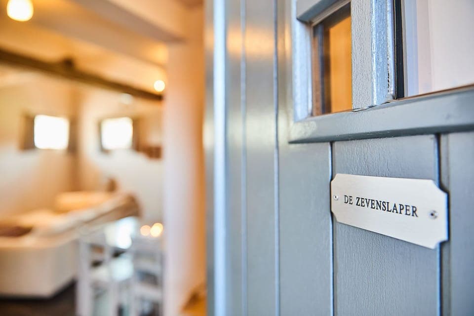 Junior Suite | Minibar, in-room safe, free WiFi, bed sheets