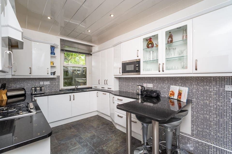 A good sized kitchen can be found on the 1st floor at the rear of the property