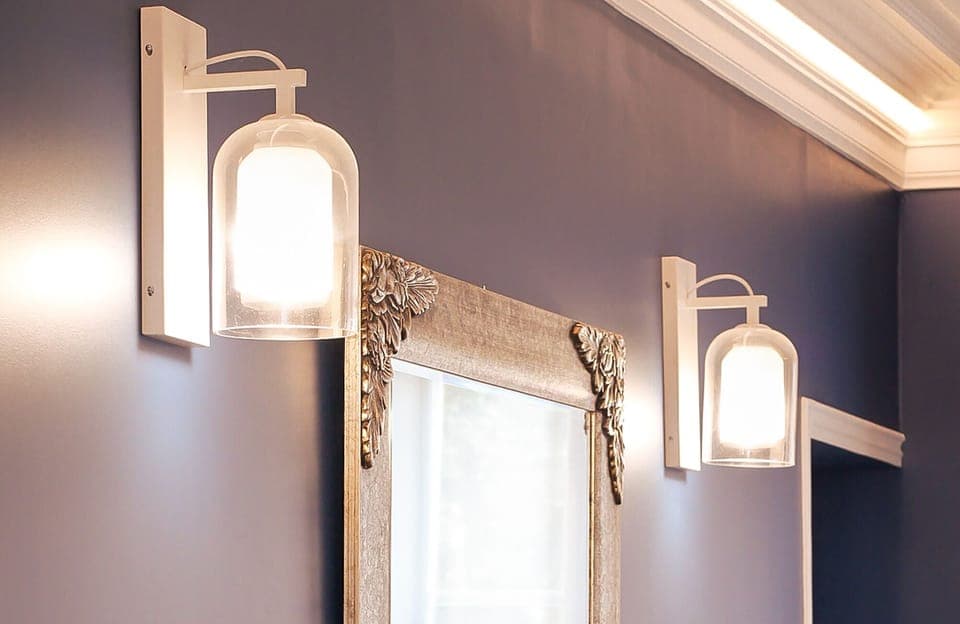 Detail of lights in the living room