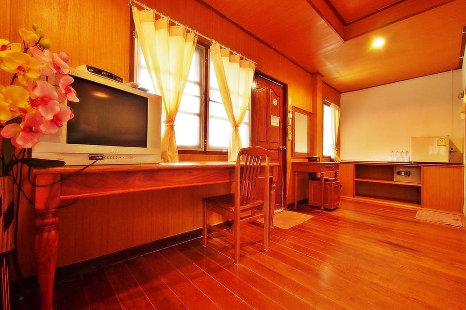 Triple Bungalow | Room amenity