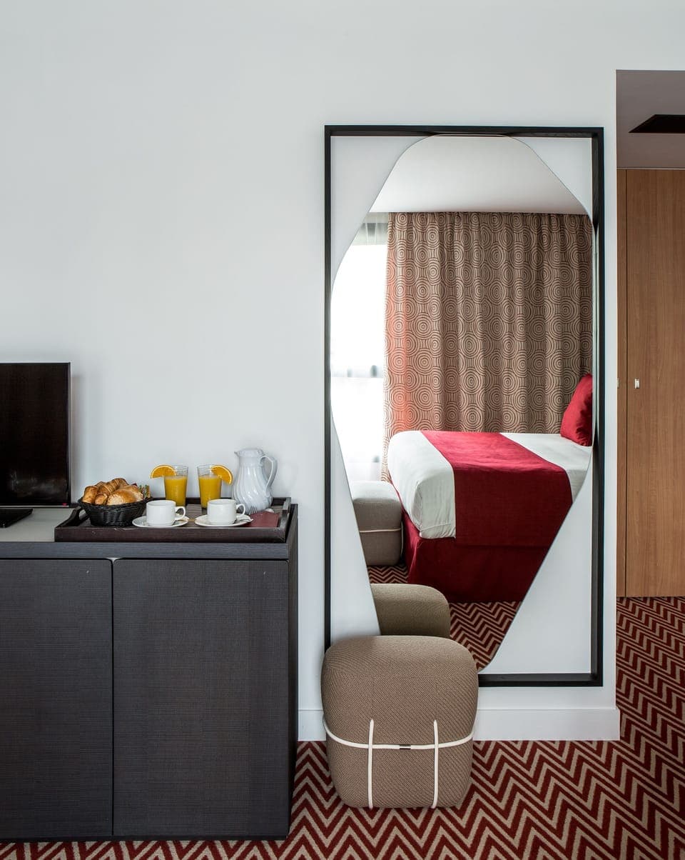 Daily buffet breakfast (EUR 15 per person)