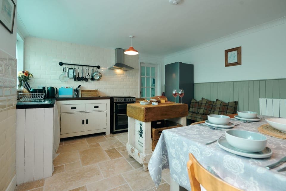 open plan kitchen dining area