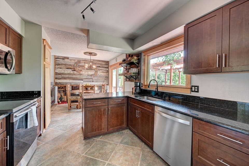 Kitchen main level