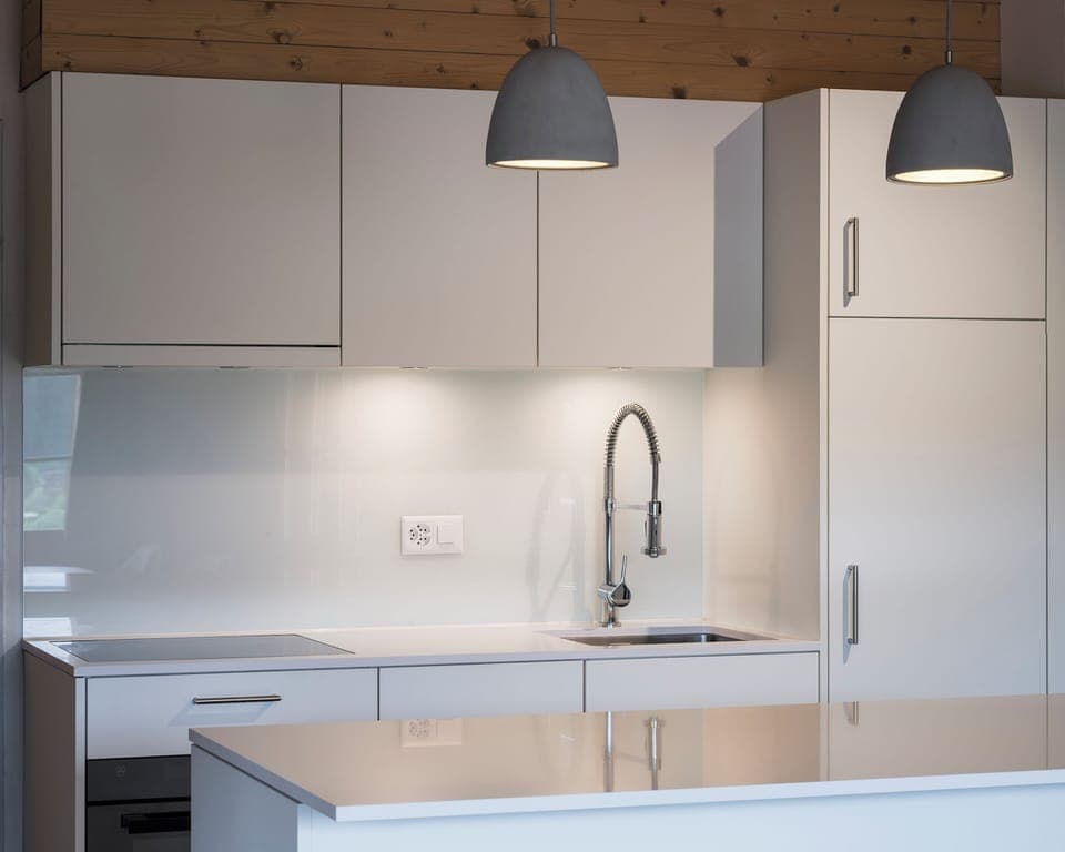 Deluxe Studio Suite | Private kitchen | Espresso maker, coffee/tea maker