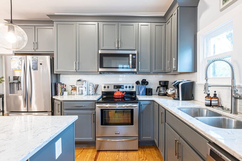 Fully Stocked Kitchen