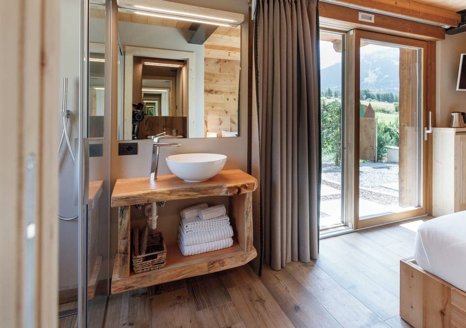 Luxury Double Room, Mountain View | Premium bedding, down comforters, pillowtop beds, minibar