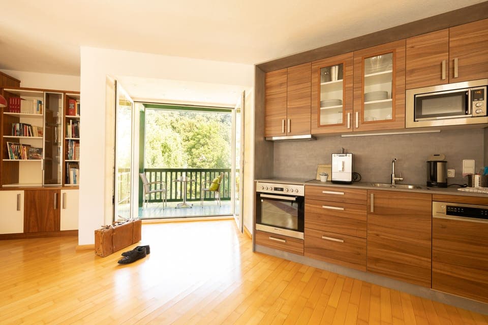 Apartment, 2 Schlafzimmer, Bergblick (Rückzug) | Private kitchen | Full-size fridge, oven, stovetop, dishwasher