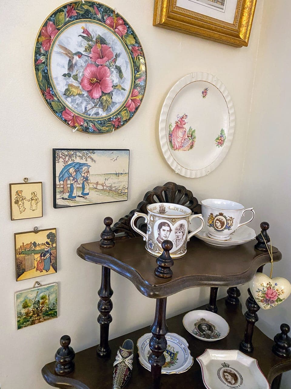 Royal Suite, 1 Queen Bed, Jetted Tub | 3 bedrooms, premium bedding, blackout drapes, soundproofing