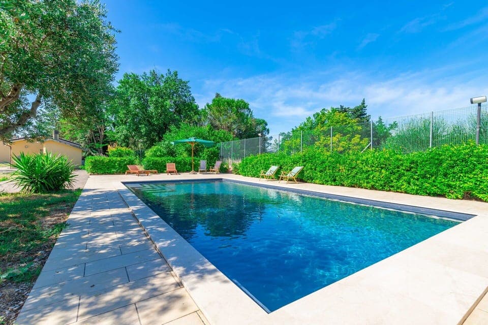 Water, Plant, Sky, Property, Swimming Pool, Azure, Tree, Cloud, Condominium, Leisure