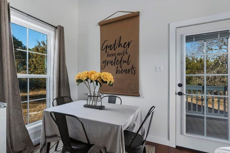 welcome to French kiss.