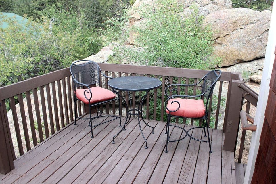 Table & Chairs on Deck
